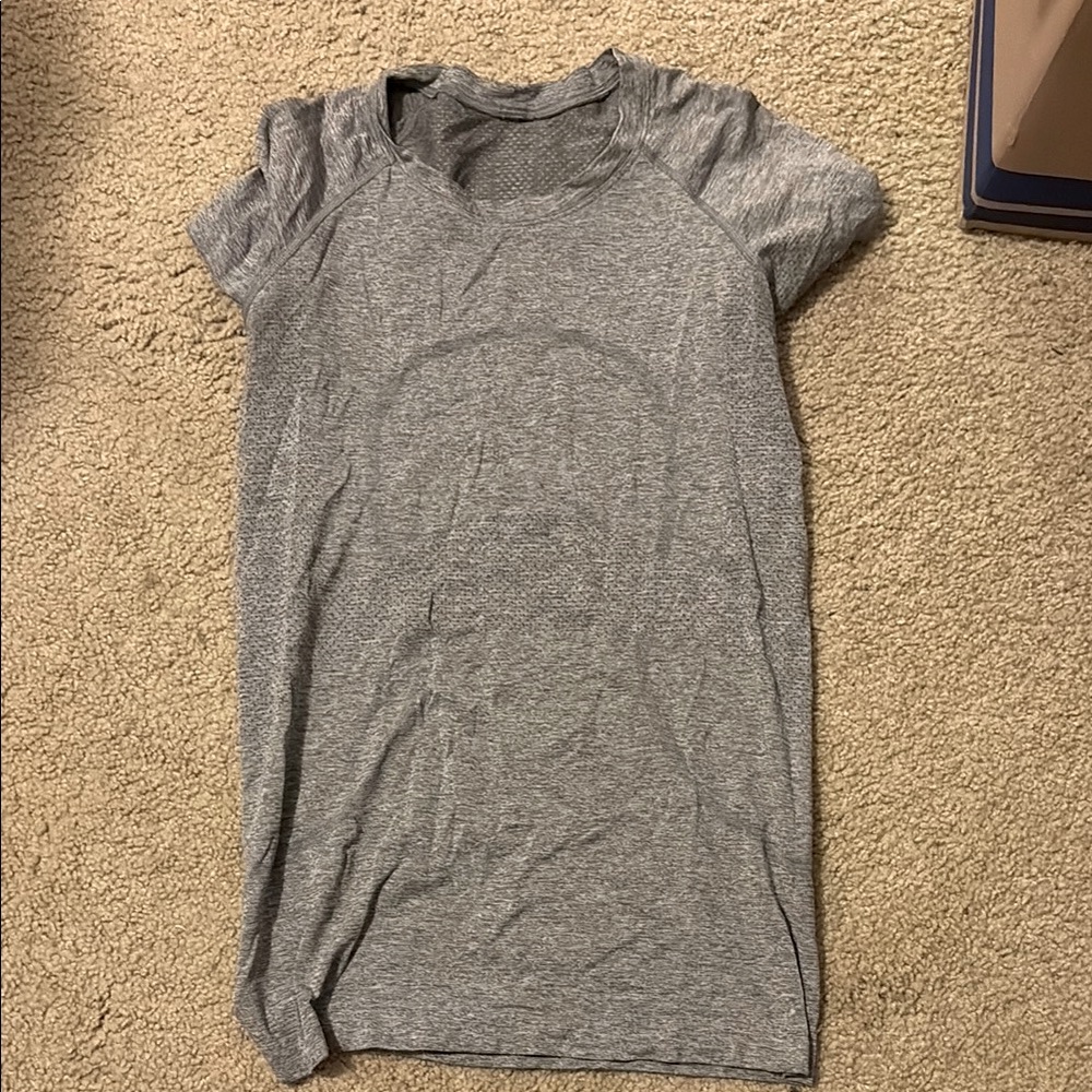 Lululemon swiftly tech